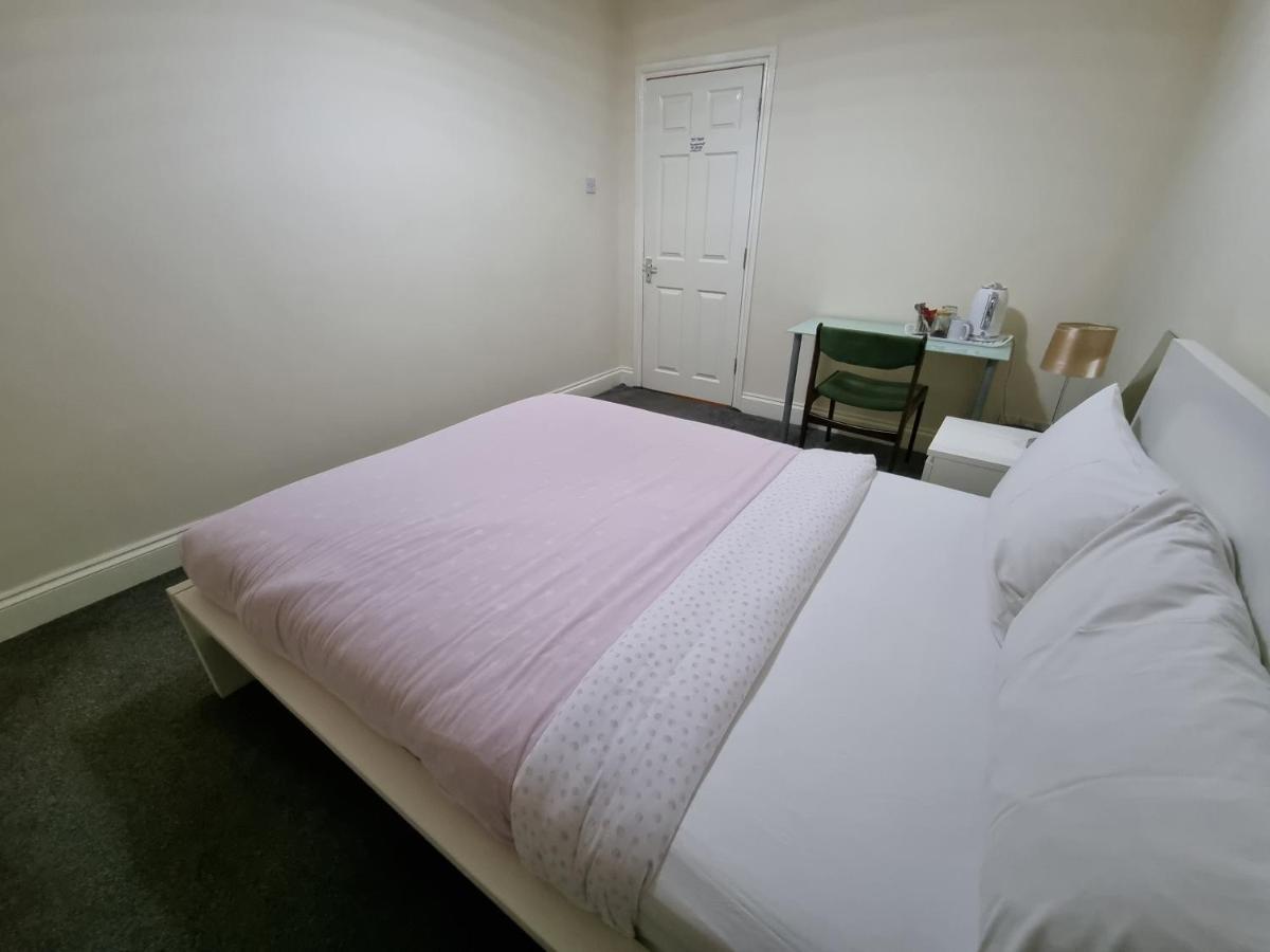 Hospedagem domiciliar Guess Bungalow Wembley